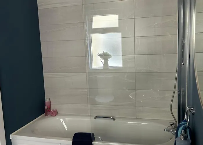 Stunning From * Вотафорд