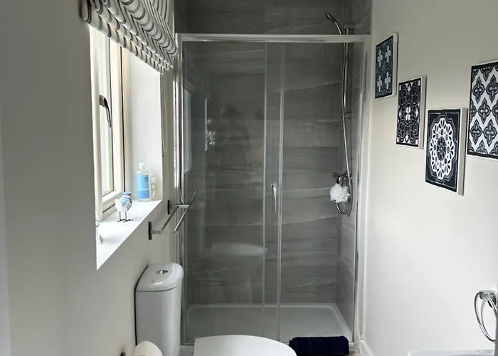 Stunning From Вотафорд